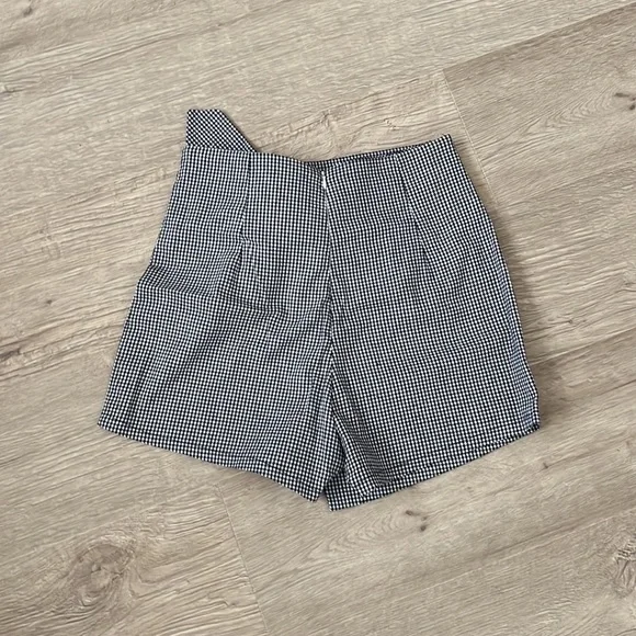 SHEIN Gingham skort 🩳 - Picture 2 of 4
